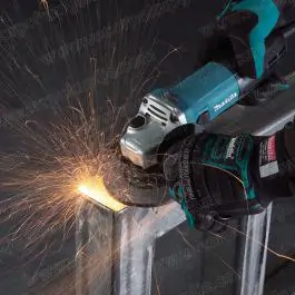 Ugaona električna brusilica 125mm 720W GA5030 MAKITA