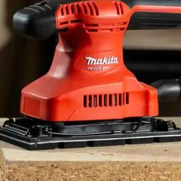 Vibraciona šlajferica-brusilica M9203 Makita