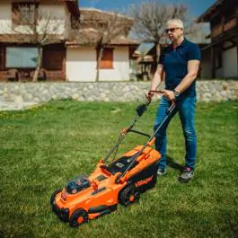 Akumulatorska kosilica 36V Villy 3740 E FUSE Villager