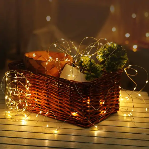 Lampice za jelku sa 100 toplo belih LED dioda ML-C101 - proizvod na akciji