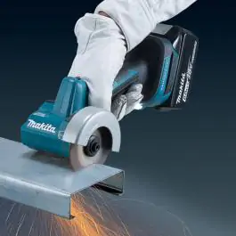 Makita DMC300Z akumulatorski kružni rezač 18V