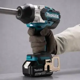 Makita DTW1005Z 18V LXT akumulatorski udarni odvijač 1360 Nm