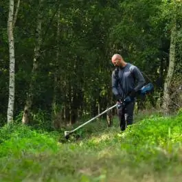 Bosch Akumulatorski trimer GRT 18V-40, 06008D0200