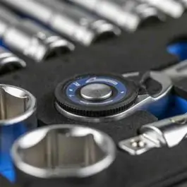 Set alata od 36 delova 3/8" Hogert