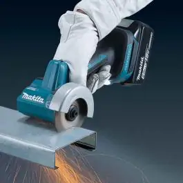 Makita sekač akumulatorski 18V DMC300