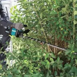 Akumulatorske makaze za živu ogradu UH004GZ Makita