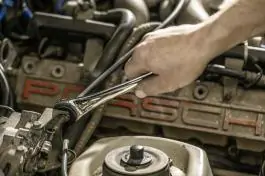 Polu-otvoreni ključ sa račnom 10 mm  HT1R071 Hogert