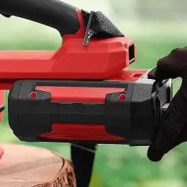 DCK KDLB58211BDM akumulatorski duvač lišća 56V sa baterijom i punjačem