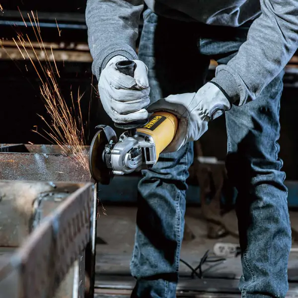 DeWALT ugaona brusilica DWE4117